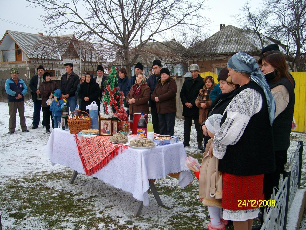 Colinda în sat